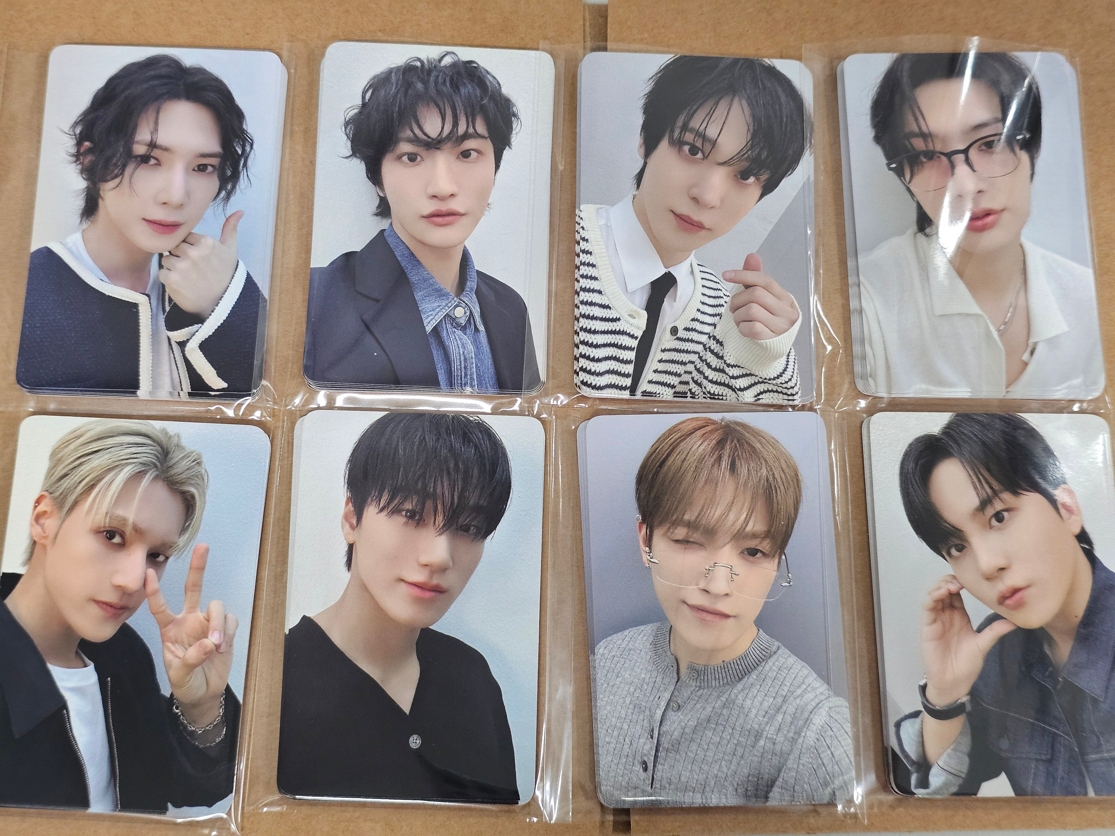ATEEZ photocard (past event)
