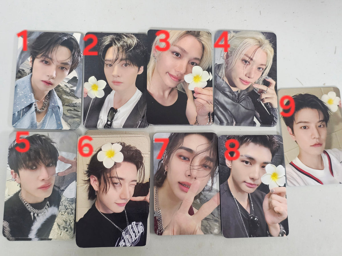 STRAY KIDS SKZ ATE , KARMA PHOTOCARD
